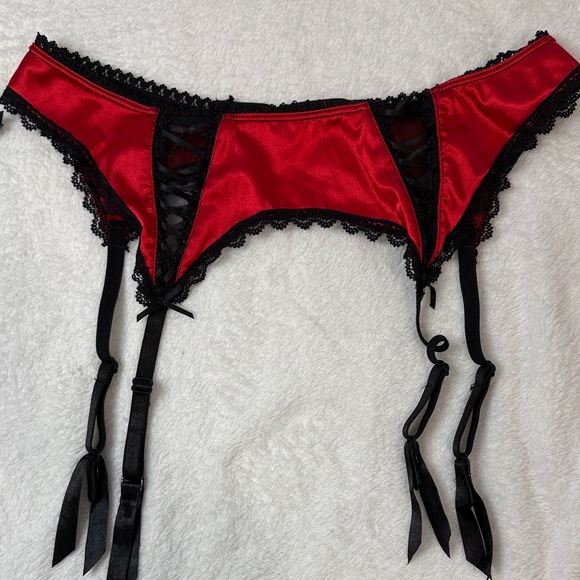 3 Pc Lace Garter Belt bundle - Picture 6 of 15